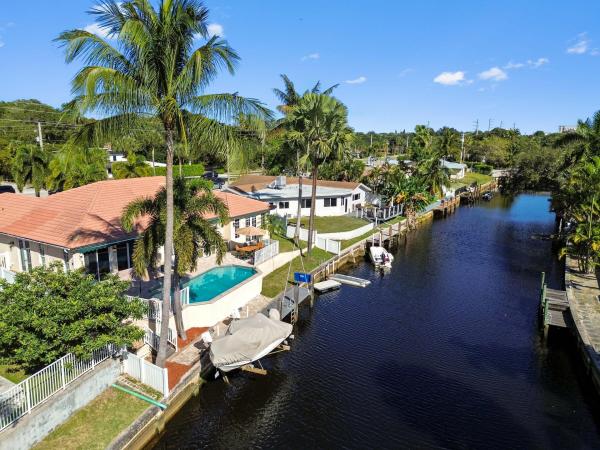 Royal Oaks Hills, 746 W Palmetto Park Rd, Boca Raton, Florida 33486, image 1