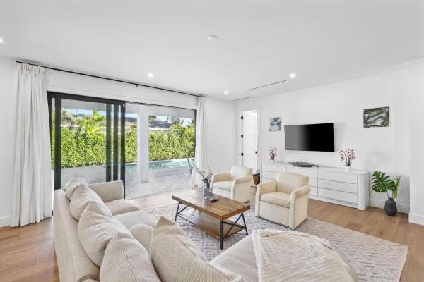 Homewood, 330 Laurie Rd, West Palm Beach, Florida 33405, image 1