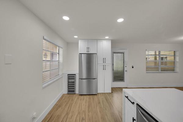 582 Flanders M #, Delray Beach, Florida 33484, image 2