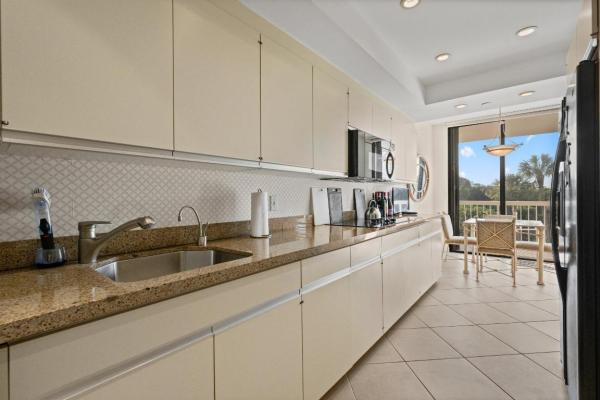 2100 At Sloan's Curve, 2100 S Ocean Blvd #104s, Palm Beach, Florida 33480, image 1