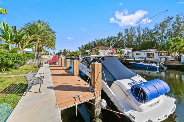 Pompano Isles, 2576 SE 14th St, Pompano Beach, Florida 33062, image 1