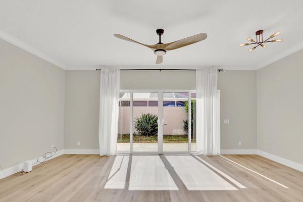 Tequesta Oaks, 28 Live Oak Cir, Tequesta, Florida 33469, image 1