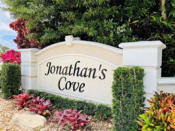 Palmbrooke Townhomes, 5219 Palmbrooke Cir, West Palm Beach, Florida 33417, image 1