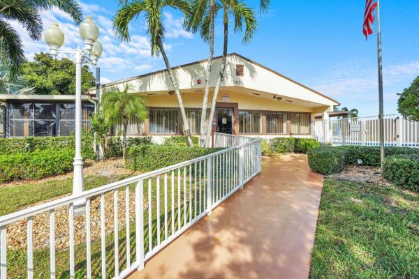 Pine Ridge South 1, 142 Lake Pine Cir #B-1, Greenacres, Florida 33463, image 3