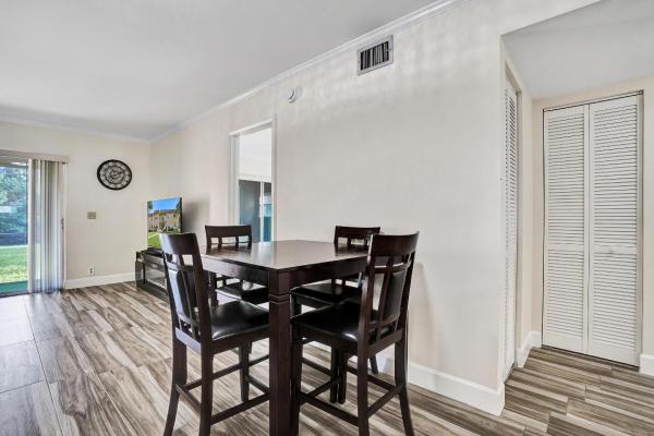 Golden Lakes Village, 140 Lake Meryl Dr, West Palm Beach, Florida 33411, image 1