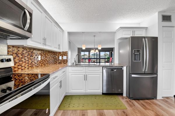 Fairway Park At Indian Spring, 5785 Fairway Park Ct #204, Boynton Beach, Florida 33437, image 3