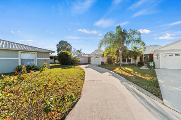 Spanish Lakes Fairways, 14191 Cisne Cir, Fort Pierce, Florida 34951, image 1