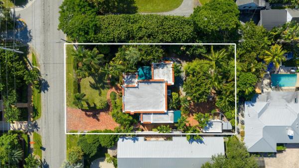 Pineridge Heights Delray, 1112 N Swinton Ave, Delray Beach, Florida 33444, image 2