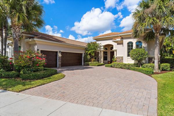 Jupiter Country Club, 139 Carmela Ct, Jupiter, Florida 33478, image 2