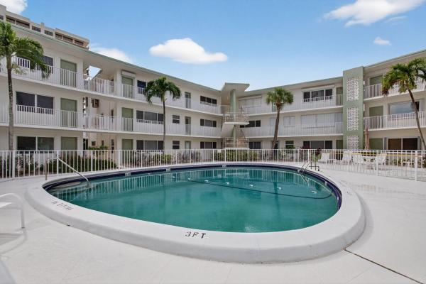 Villas On The Ocean, 3600 N Ocean Dr #322, Riviera Beach, Florida 33404, image 1