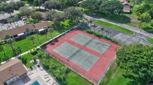 South Lake At Dos Lagos, 22 Via De Casas Sur #101, Boynton Beach, Florida 33426, image 1