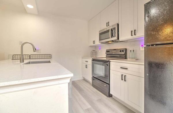 Waterside Luxury Townhomes, 593 Green Springs Pl, West Palm Beach, Florida 33409, image 1