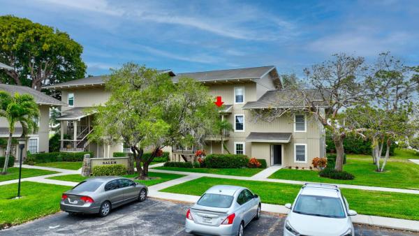 Riverbend Country Club, 18350 SE Wood Haven Ln #J, Jupiter, Florida 33469, image 1