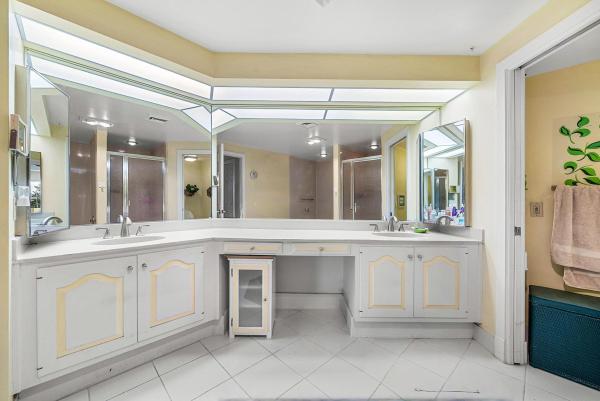 Harbor Village, 1109 Marine Way E #L4R, North Palm Beach, Florida 33408, image 1