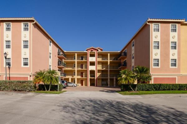 Linkside At Gator Trace, 4190 Gator Greens Way #35, Fort Pierce, Florida 34982, image 1