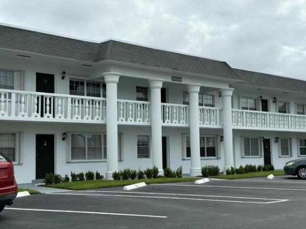 Meridian Park, 10000 Meridian Way N #15, Palm Beach Gardens, Florida 33410, image 1