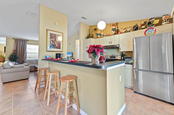 Lyngate, 2182 SE Shipping Rd, Port St. Lucie, Florida 34952, image 3