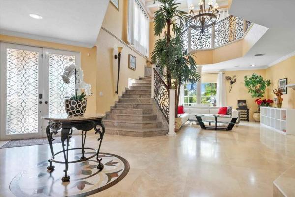 Manzo Mar, 600 Circle Dr, Pompano Beach, Florida 33062, image 1