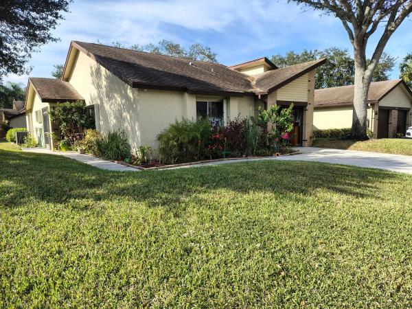 Village Walk, 125 Ramblewood Cir, Royal Palm Beach, Florida 33411, image 3