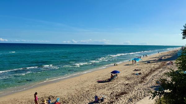 South Palm Beach Villas, 4501 S Ocean Blvd #D2, Palm Beach, Florida 33480, image 1