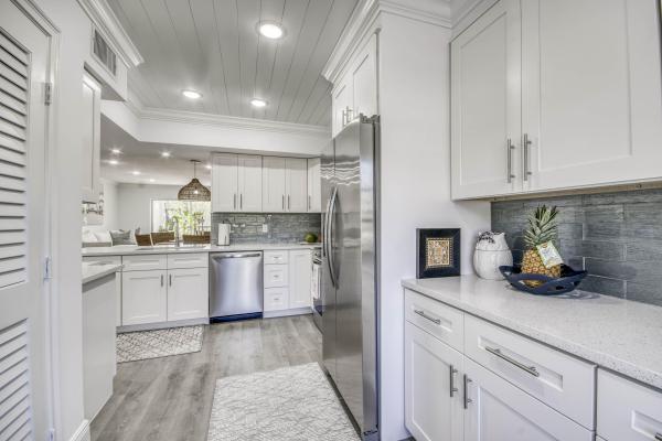 Deauville Village, 14823 Cumberland Dr #204, Delray Beach, Florida 33446, image 3