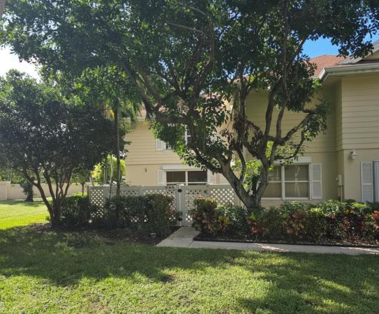Wellesley At Lake Clarke Shores, 8140 Bridgewater Ct #B, Lake Clarke Shores, Florida 33406, image 1