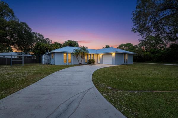 183 SW Airview Ave, Port St. Lucie, Florida 34984, image 1