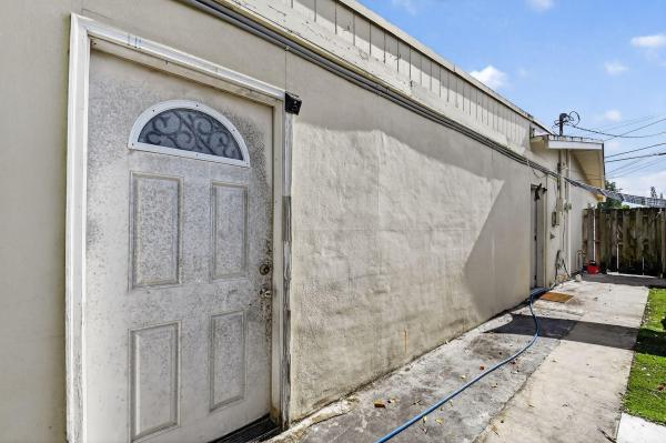 West Palm Beach No HOA, 4559 Cole St, West Palm Beach, Florida 33417, image 1