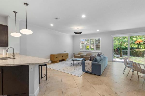 Binks Pointe, 170 Sword Fern Pl, Wellington, Florida 33414, image 1