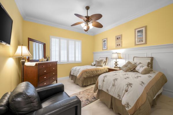 Harbour Isle East, 8 Harbour Isle Dr #5, Fort Pierce, Florida 34949, image 2