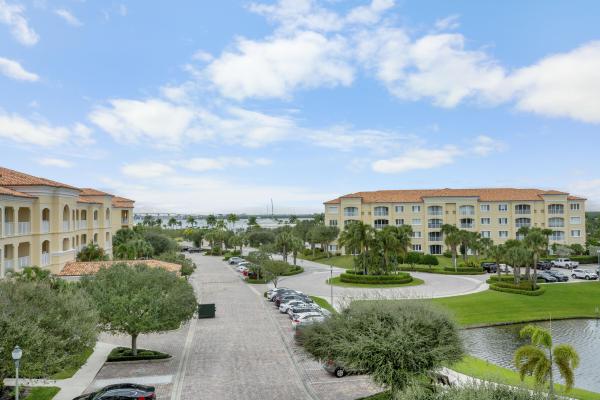 Harbour Isle East, 8 Harbour Isle Dr #5, Fort Pierce, Florida 34949, image 1