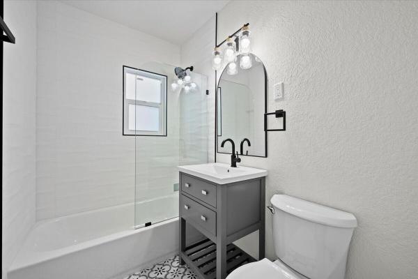 Indian River Estates, 4610 Sunset Blvd, Fort Pierce, Florida 34982, image 1