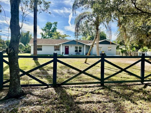 16318 E Glasgow Dr, Loxahatchee, Florida 33470, image 1