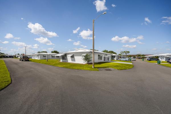 Sunset Isle 13, 8508 NW 59th Pl, Tamarac, Florida 33321, image 1