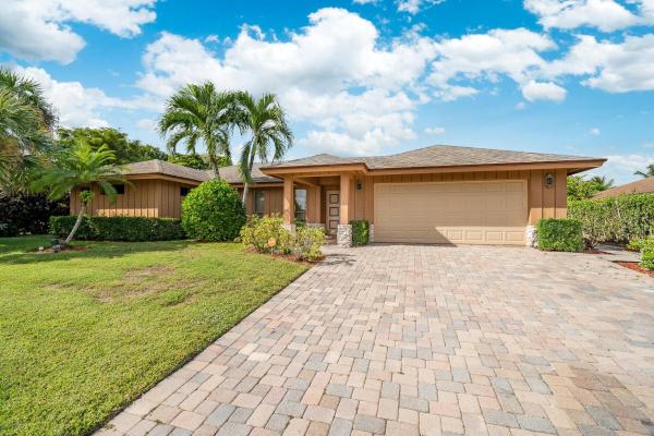 Lakeside Shores, 12775 Guilford Cir, Wellington, Florida 33414, image 1
