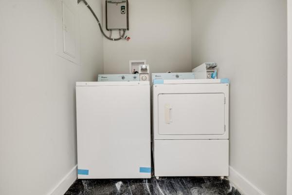 South Middle River, 1126 NW 4th Ave #1-2, Fort Lauderdale, Florida 33311, image 1