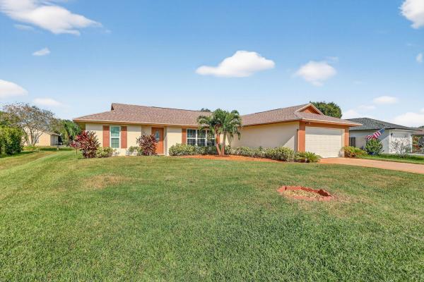 Riverview, 943 SE Brookedge Ave, Port St. Lucie, Florida 34983, image 1