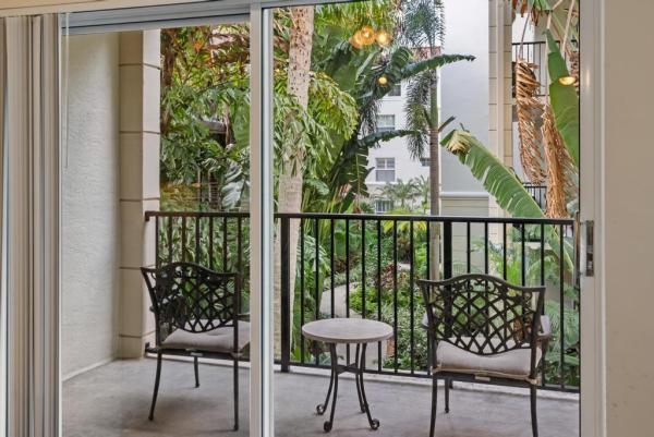 2202 Tuscany Way, Boynton Beach, Florida 33435, image 1