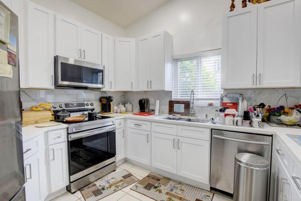 Genesis At The Landings, 10245 SW 16th Ct, Pembroke Pines, Florida 33025, image 2