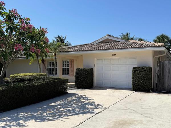 Juno Isles, 1807 Crafton Rd, North Palm Beach, Florida 33408, image 1