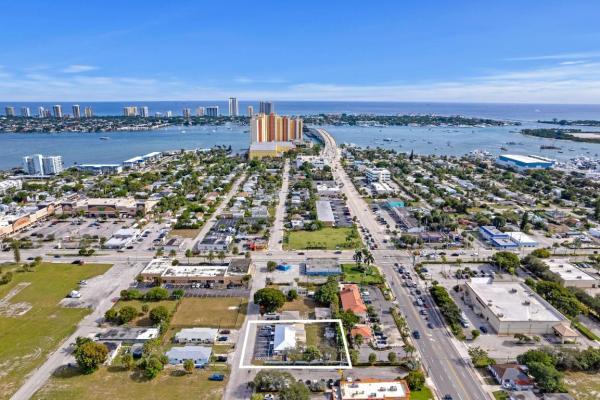 Kirklington Park, 49 W 27th St, Riviera Beach, Florida 33404, image 1