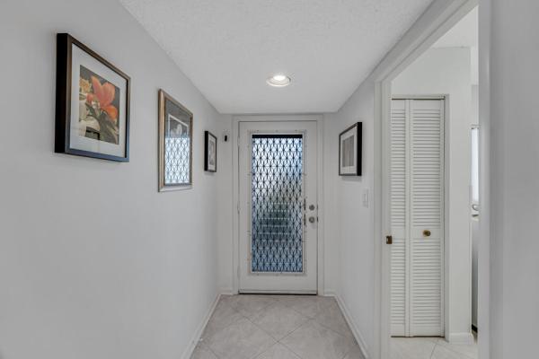 Pembridge At Lakes Of Delray, 15301 Pembridge Ave #49, Delray Beach, Florida 33484, image 3