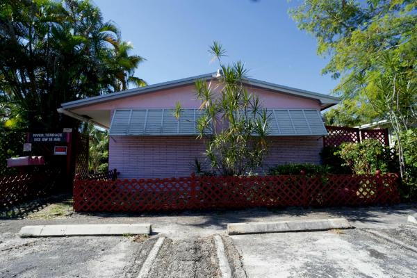 Riverside Park, 1113 SW 15th Ave, Fort Lauderdale, Florida 33312, image 1