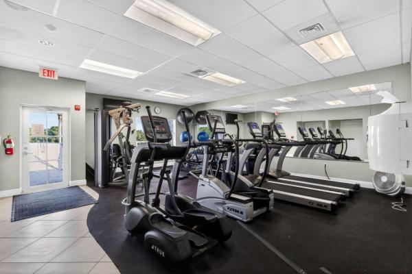 Colonial Club, 12 Colonial Club Dr #305, Boynton Beach, Florida 33435, image 1