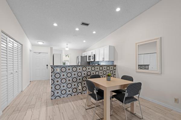 Greenleaf At Whisper Walk, 18821 Argosy Dr, Boca Raton, Florida 33496, image 2