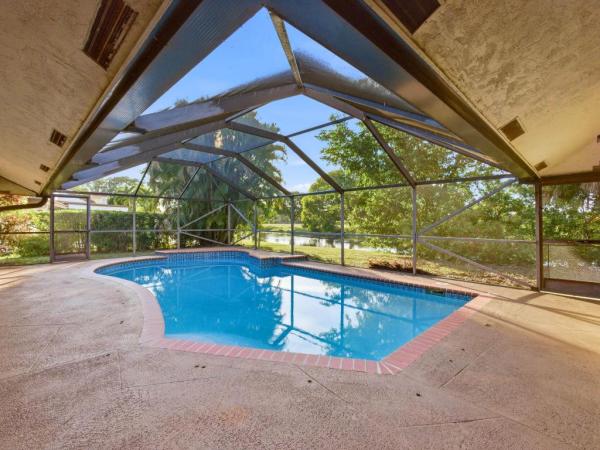 Margate Place Of Greenview Shores 2, 2389 Seaford Dr, Wellington, Florida 33414, image 1