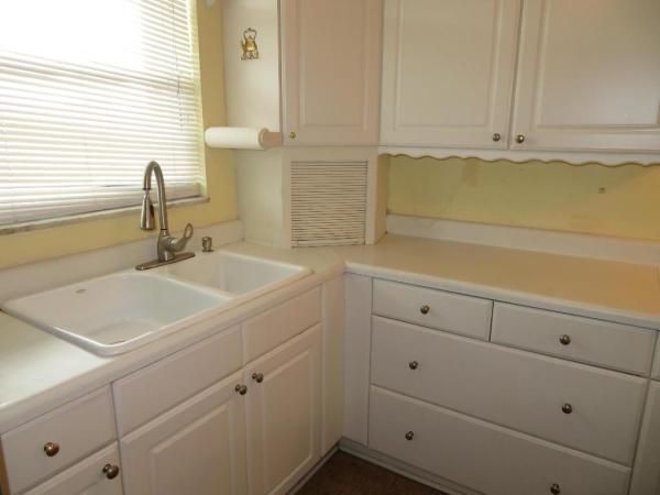Lakeside Village, 719 Lori Dr #302, Palm Springs, Florida 33461, image 2
