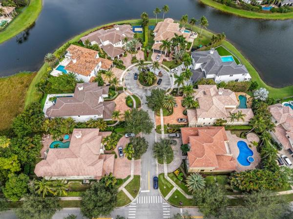 The Oaks At Boca Raton, 17703 Lomond Ct, Boca Raton, Florida 33496, image 2