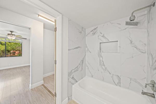 Banyan Lake, 8194 Thames Blvd #B, Boca Raton, Florida 33433, image 3