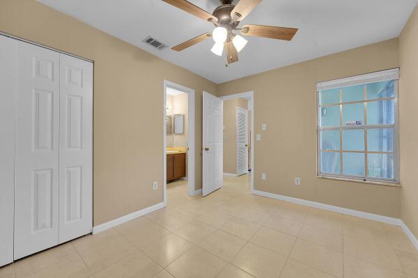 Rivergreen Villas, 1721 SE Balmoral Ct, Port St. Lucie, Florida 34952, image 3